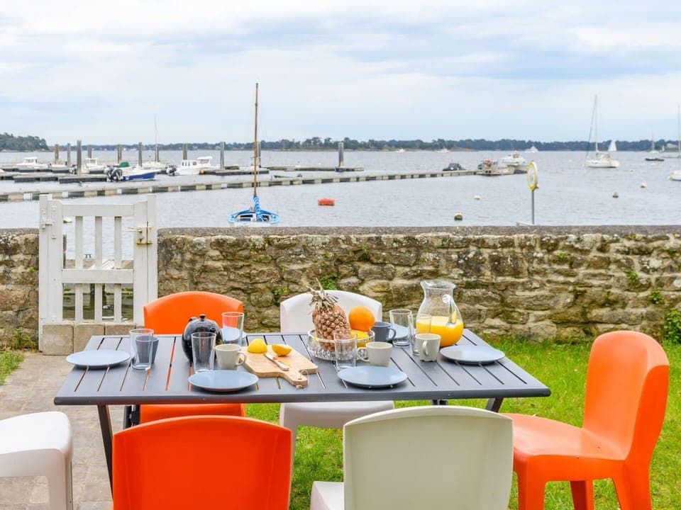 Sky, Plant, Cloud, Street Light, Urban Design, Road Surface, Tree, Building, Landscape, Road
