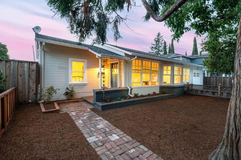 Private entire house to yourself 