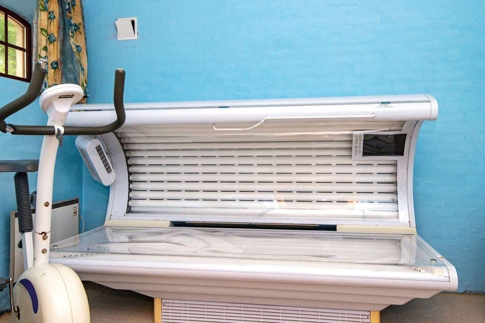 Tanning room