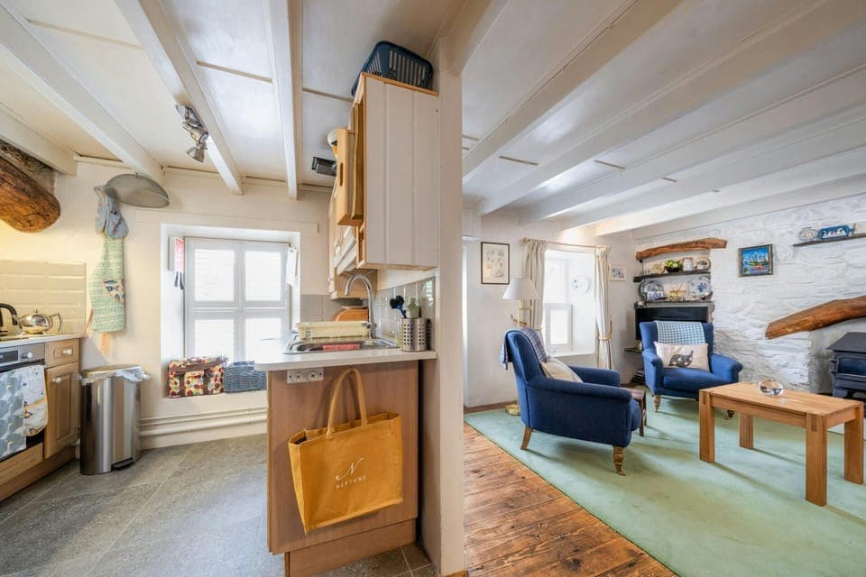 Semi open plan kitchen living room.