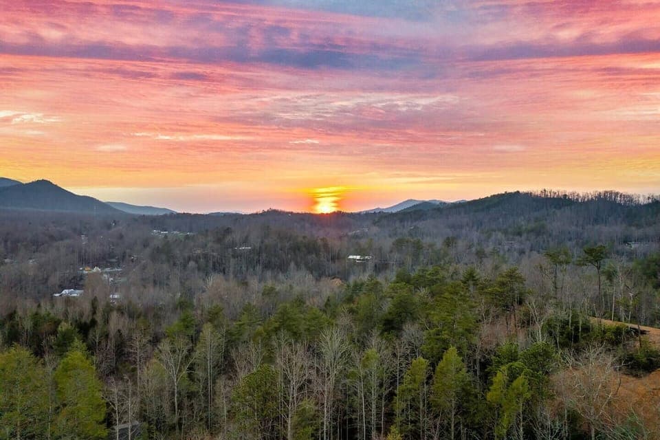 Relax and Enjoy the Show!