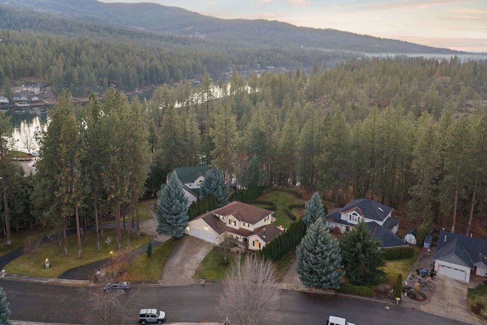 Tucked into a Forested Neighborhood Steps from the Spokane River