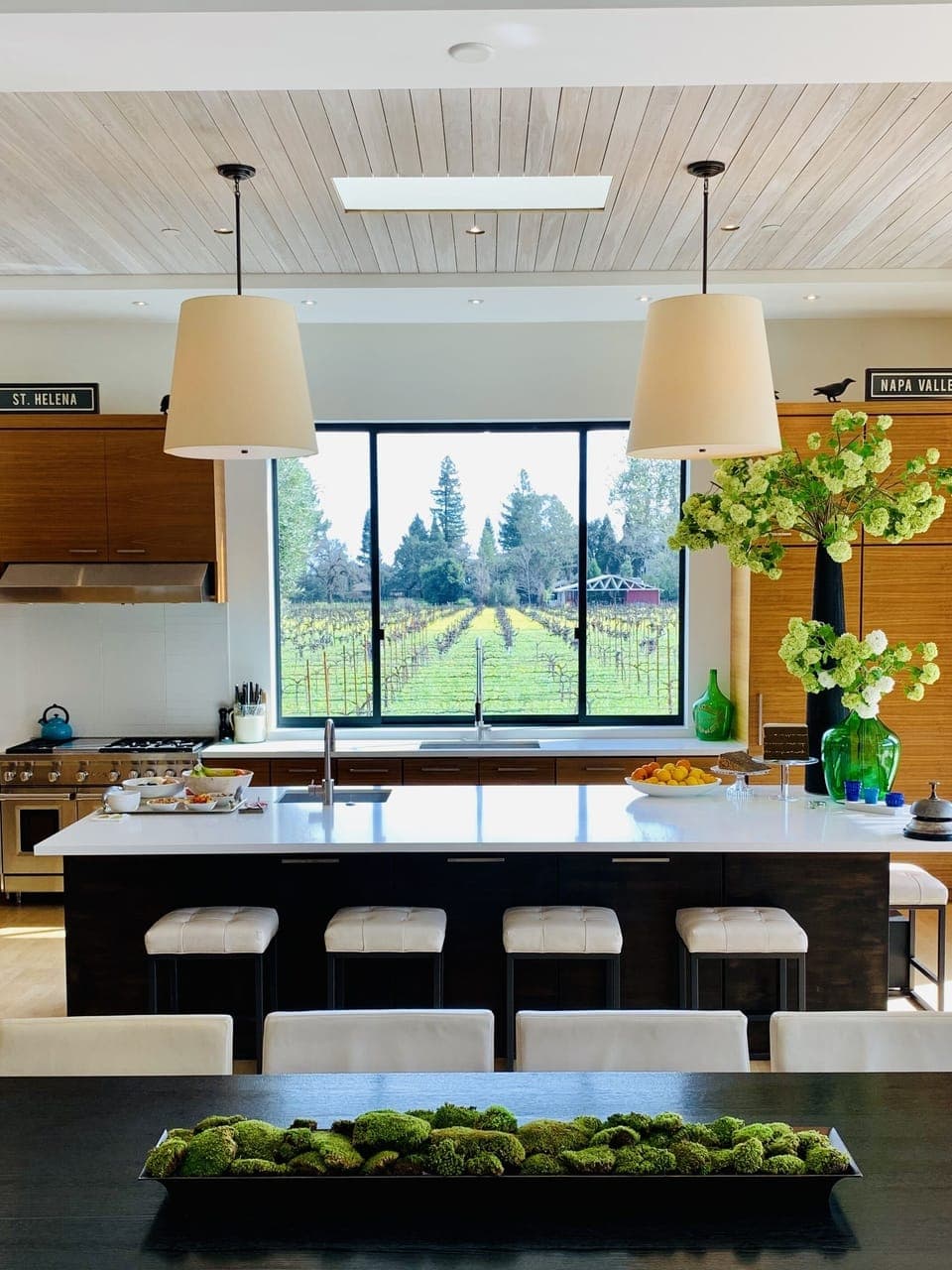 Kitchen Bar area