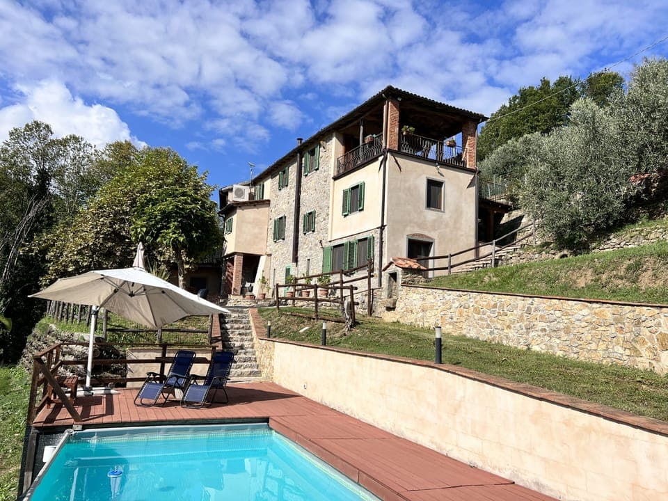 Pool, terraved garden and villa