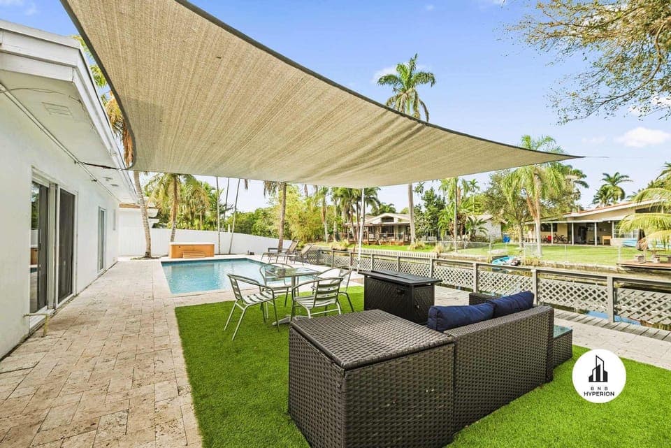 Outdoor Seating Area