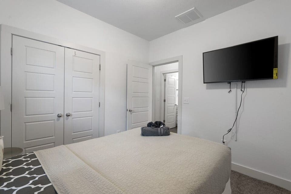 Second Floor: Bedroom 3 Full Size XL bed