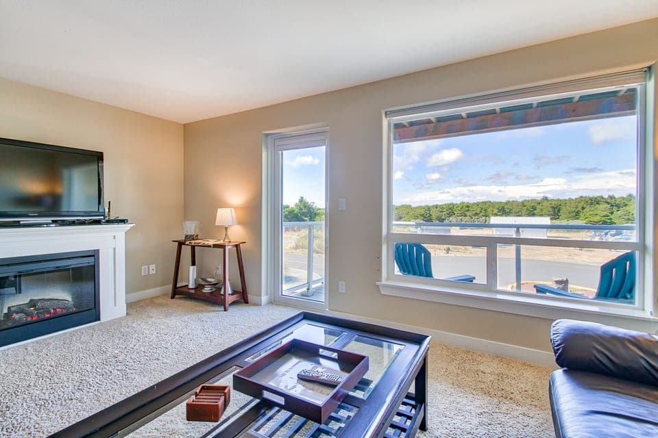 1027 Vacation by the Sea