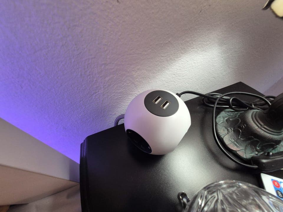 The power socket. USB type C and four european sockets.