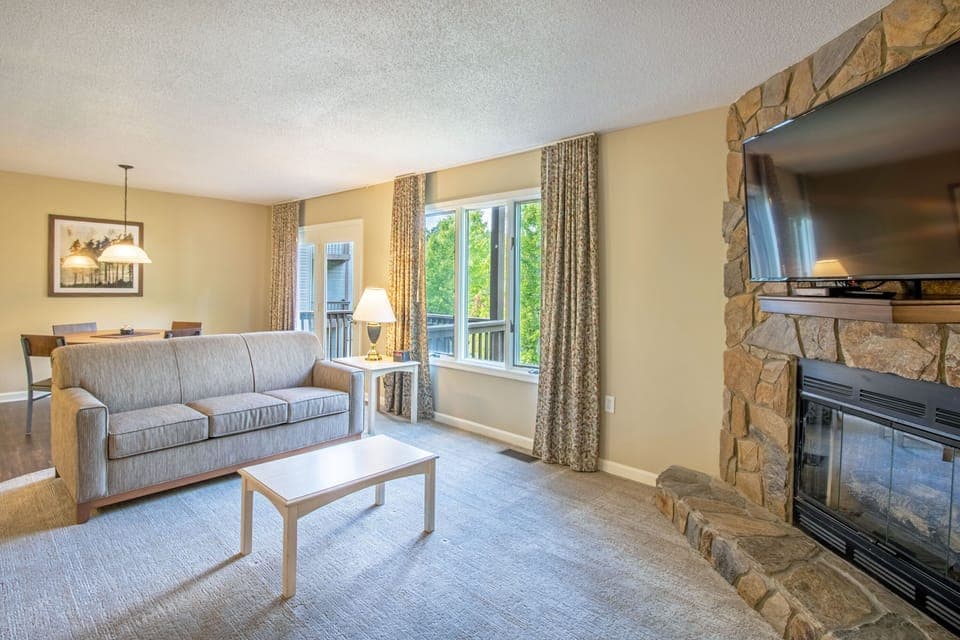 Welcome to Eagle Trace at Massanutten Resort!