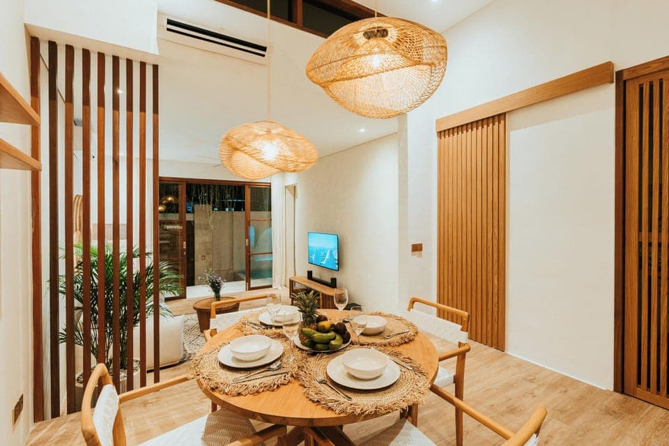Contemporary kitchen featuring clean lines and functional design.