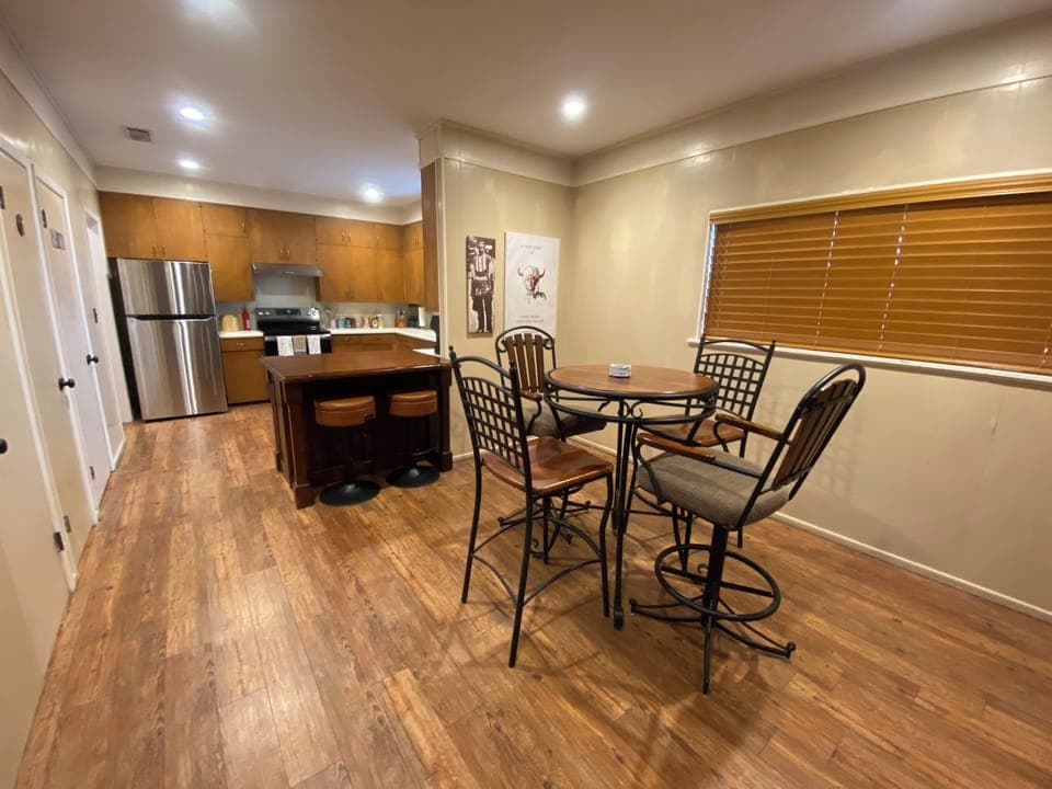 Bistro table to full kitchen