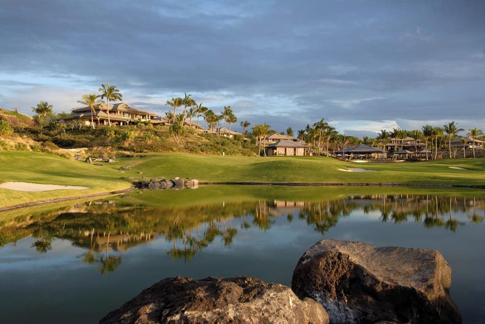 Enjoy free use of 3 hole practice golf course exclusive Kauna'oa community residents and guests.  Directly across street from home.  No reservations required.