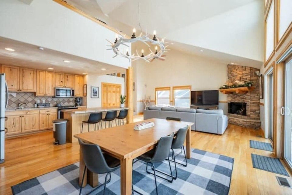 Dining room view