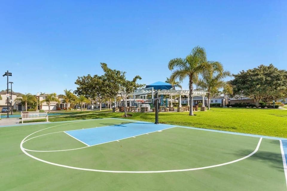 Sport court