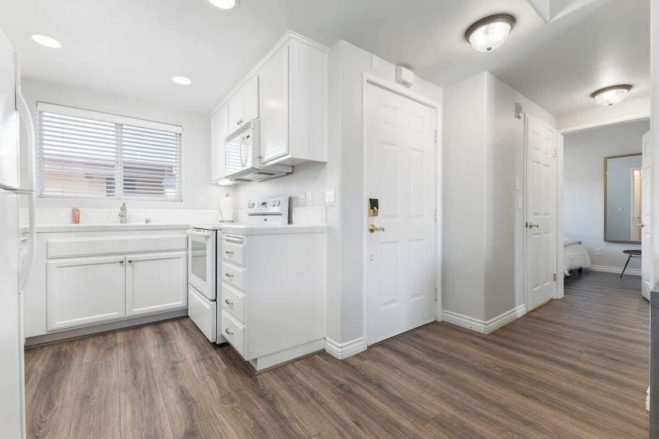 Kitchen stocked with the basic essentials!