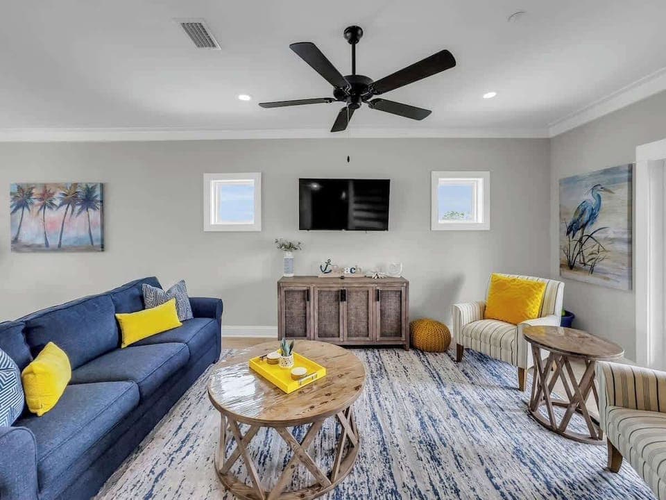 Coastal living at its best!