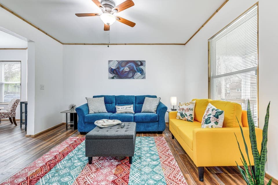 Niagara Falls Vacation Rental | 3BR | 1.5BA | 1,308 Sq Ft | Stairs Required