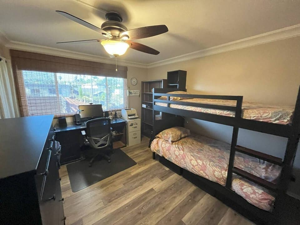 Second bedroom / office
