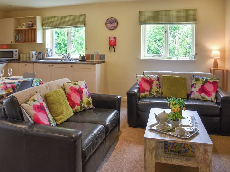 Open plan living space | Lily Pad 4 - Lily Pad Cottages, Nassington, near Stamford