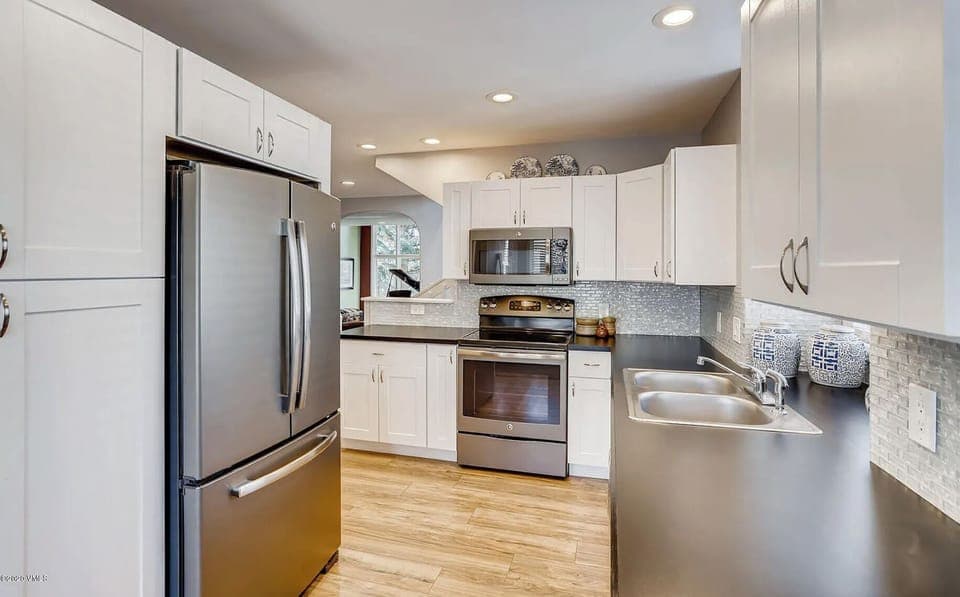 Kitchen - Main Level