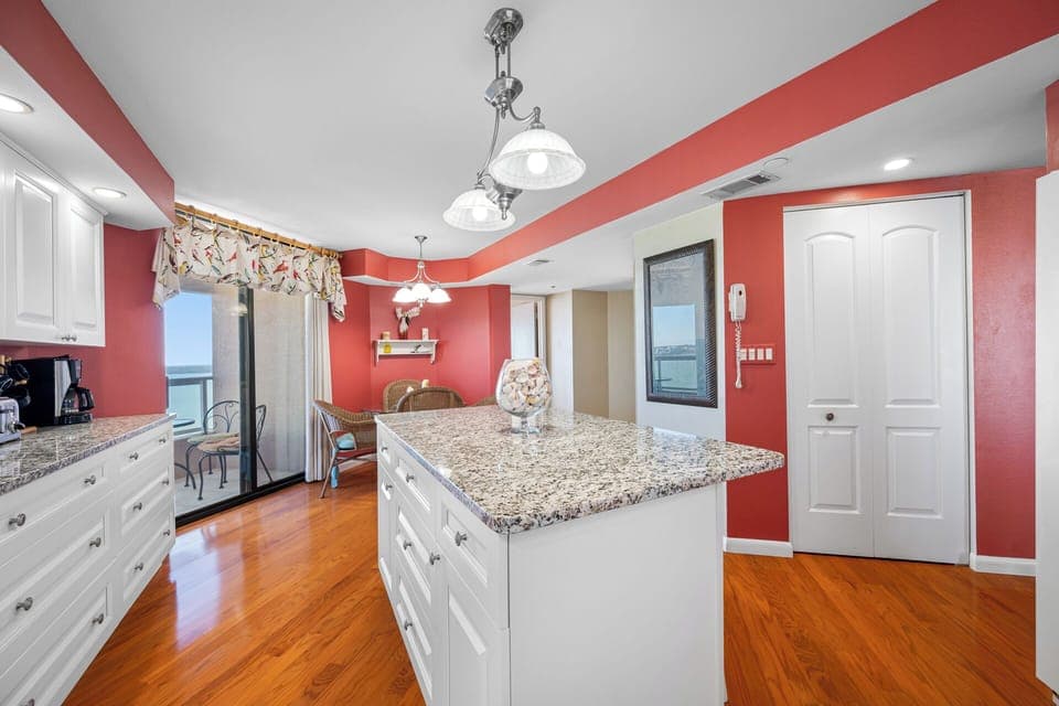 Spacious Kitchen