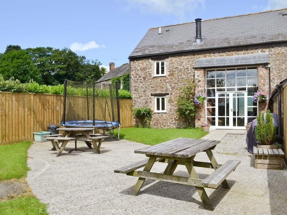 c918a489-eb7e-4ff8-8455-bdcfdf43b06b