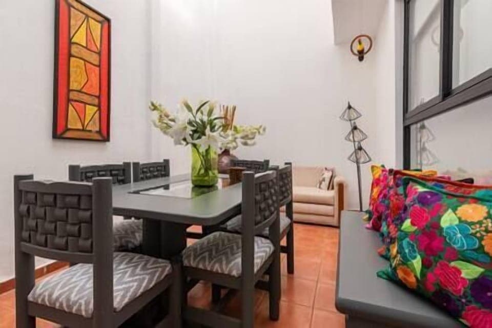 d190e81a-261f-466e-a426-85ebc064864c