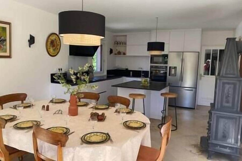 250245f2-7c85-4905-bb17-33b8e17c5c32