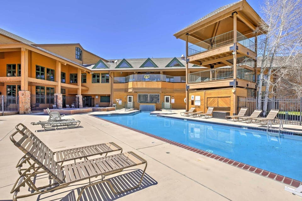 Granby Vacation Rental | 1BR | 2BA | 900 Sq Ft | Step-Free Entry via Elevator