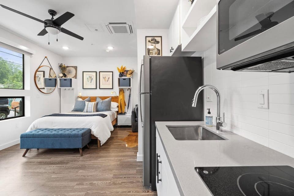 Queen bed and kitchenette