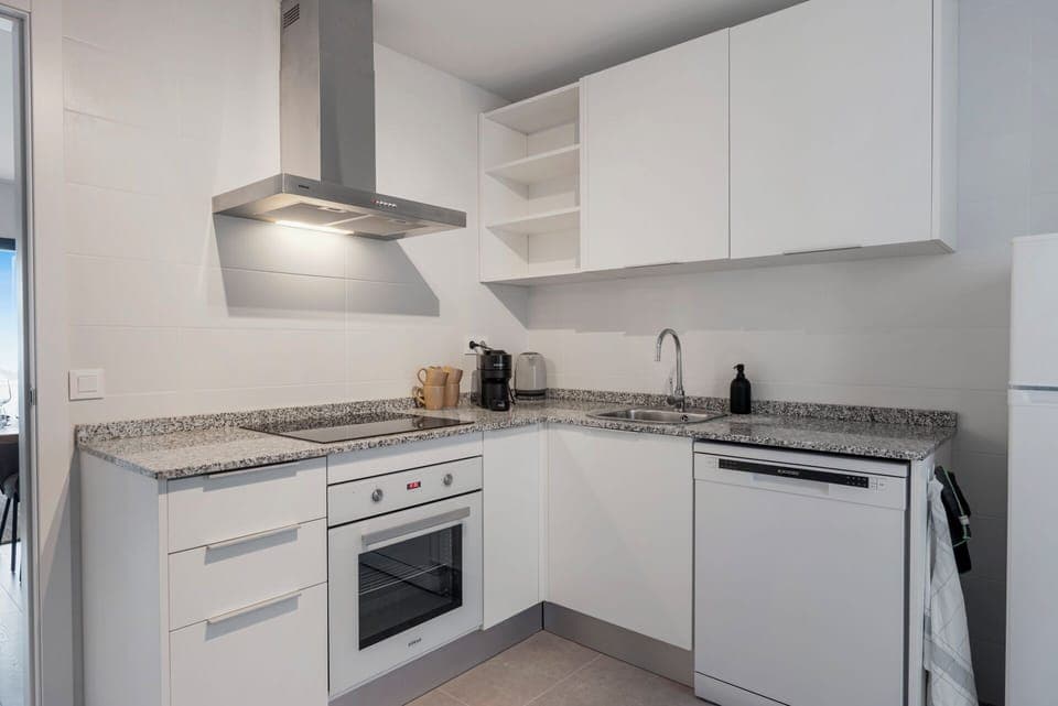 c883da3c-68ad-47ba-a694-b6f3ebd9b1fa