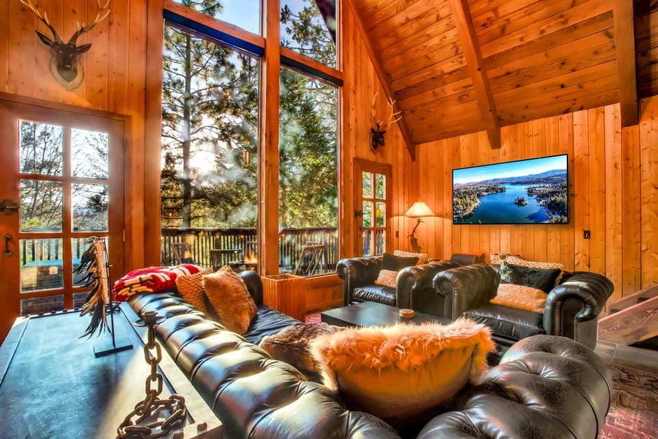 Drop-dead-gorgeous-supermodel natural light all year round.