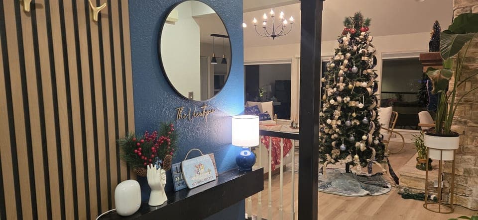 Hallway with Christmas touch