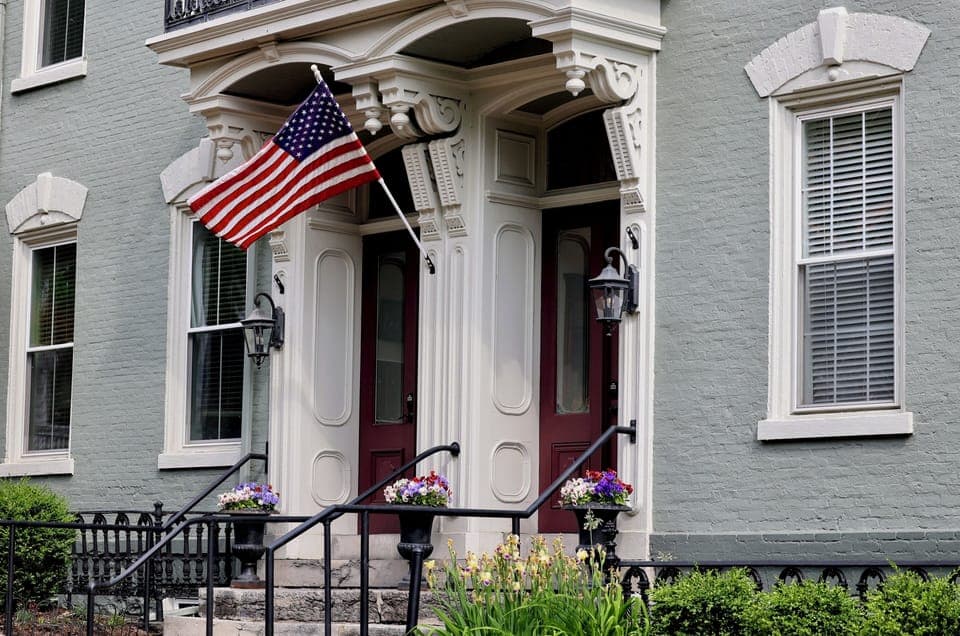 Situated on the original town square, 2+4 now overlook the serene Pulteney Park.