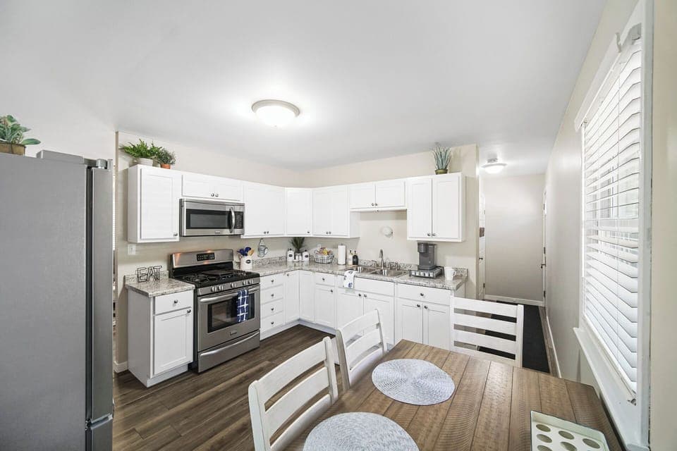 Fully Stocked Kitchen