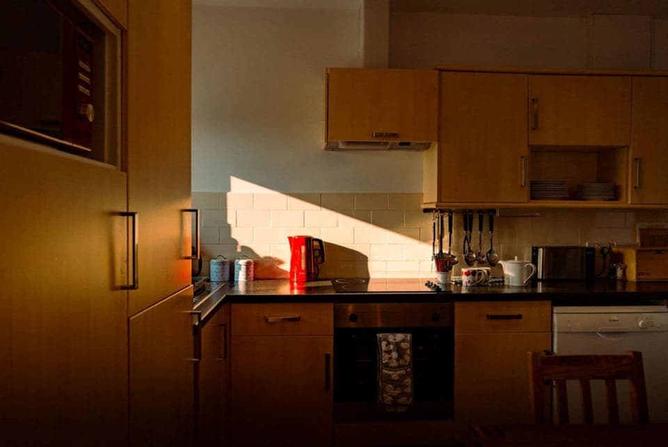 Lanhydrock at Trevalgan Farm Holidays - well equipped full kitchen