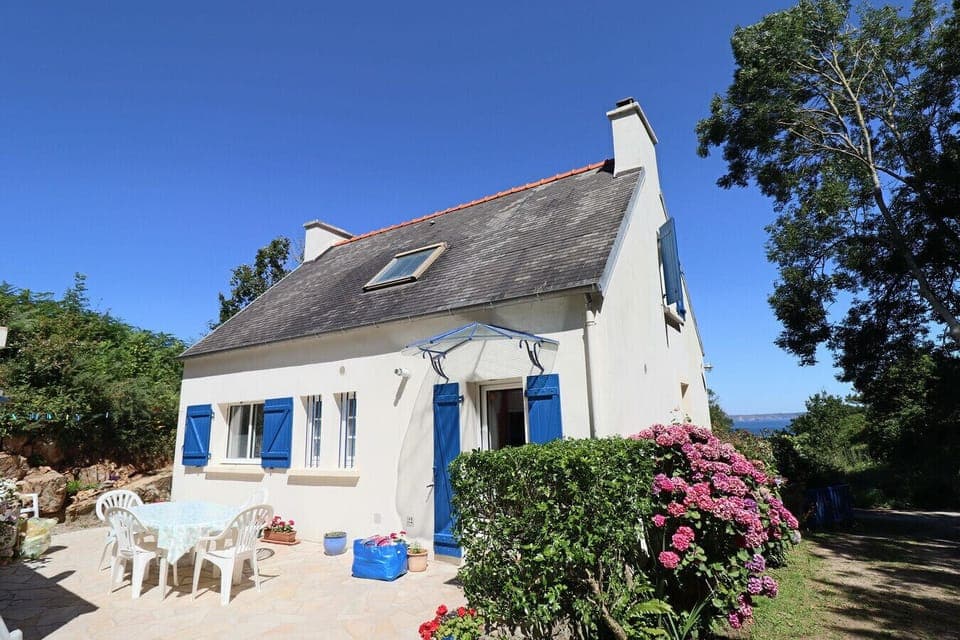 South-facing entrance and terrace