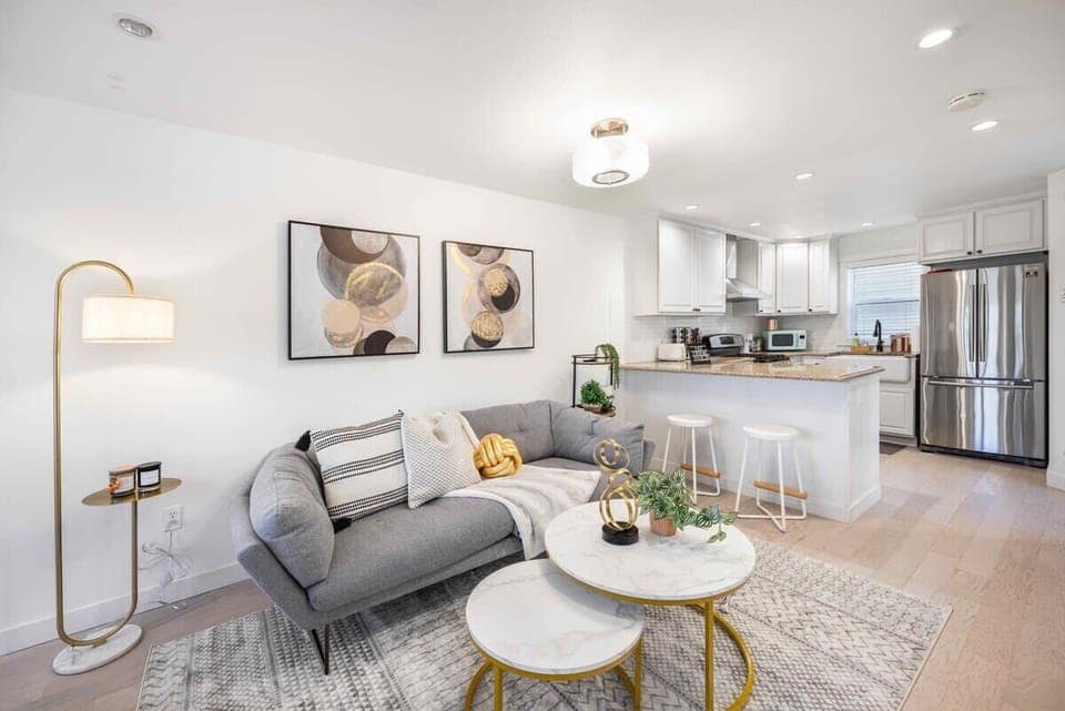 Spacious living room on the 2nd floor