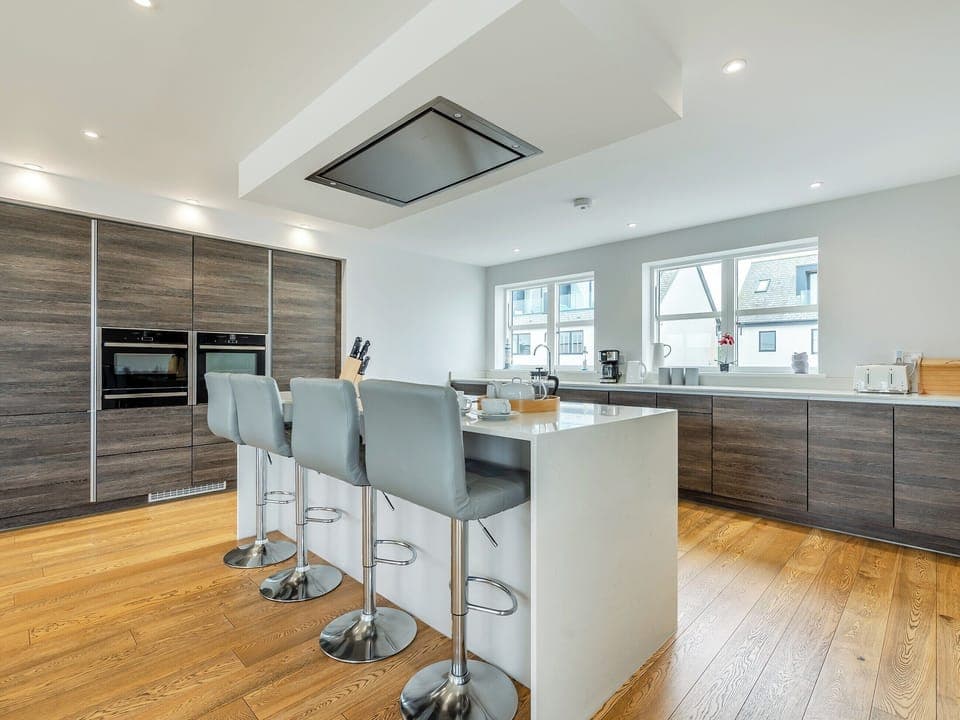 Open plan living space | 50 Degrees West, Holywell Bay, near Perranporth