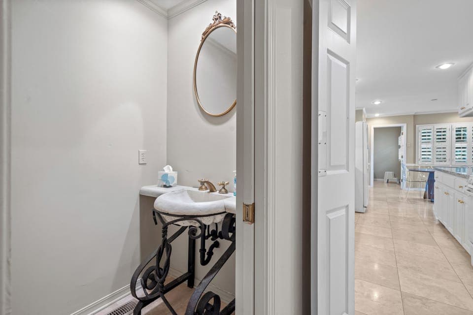 Half bathroom on entry level