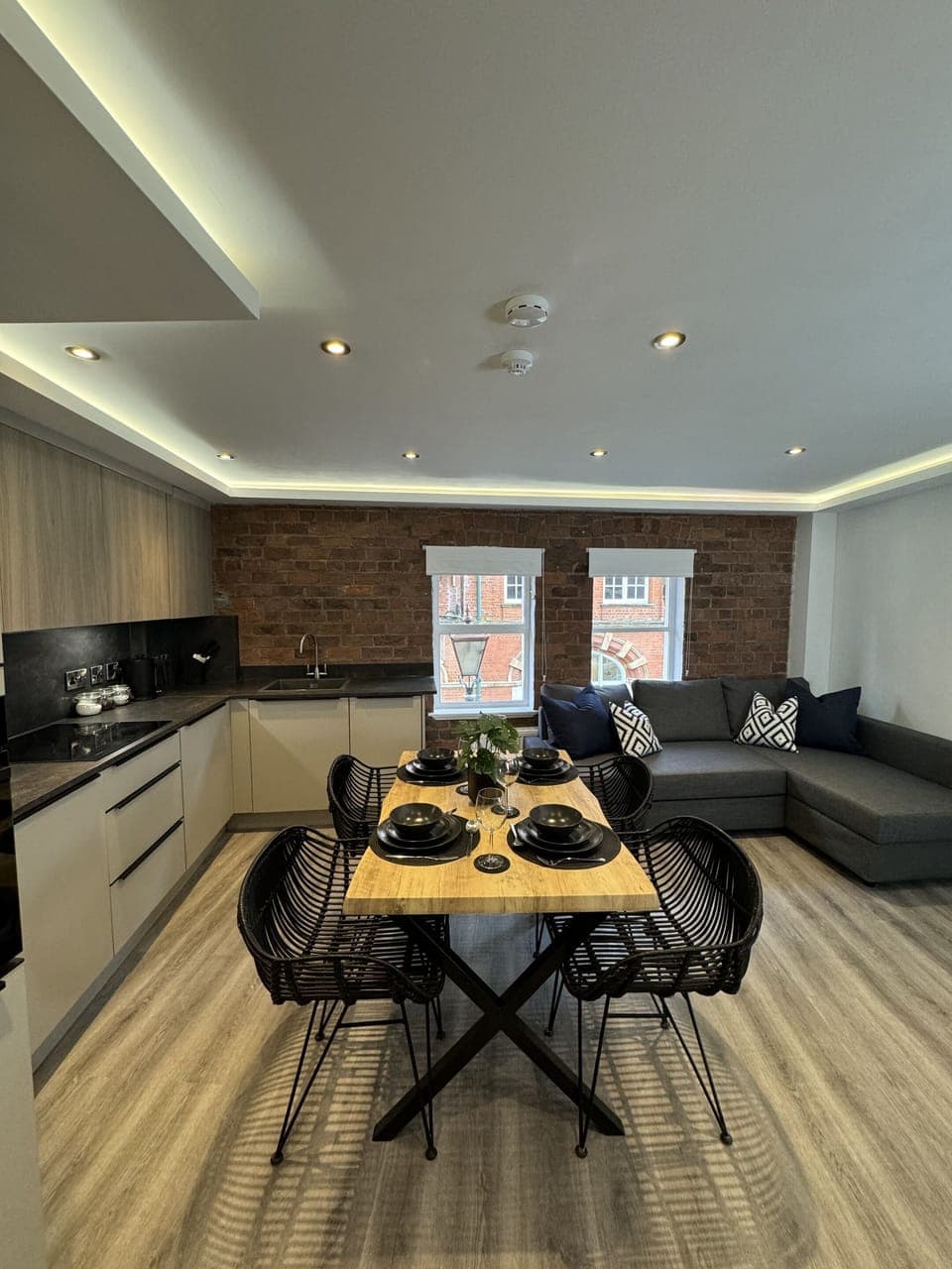 Apartment 1 Open Plan Living / Dining