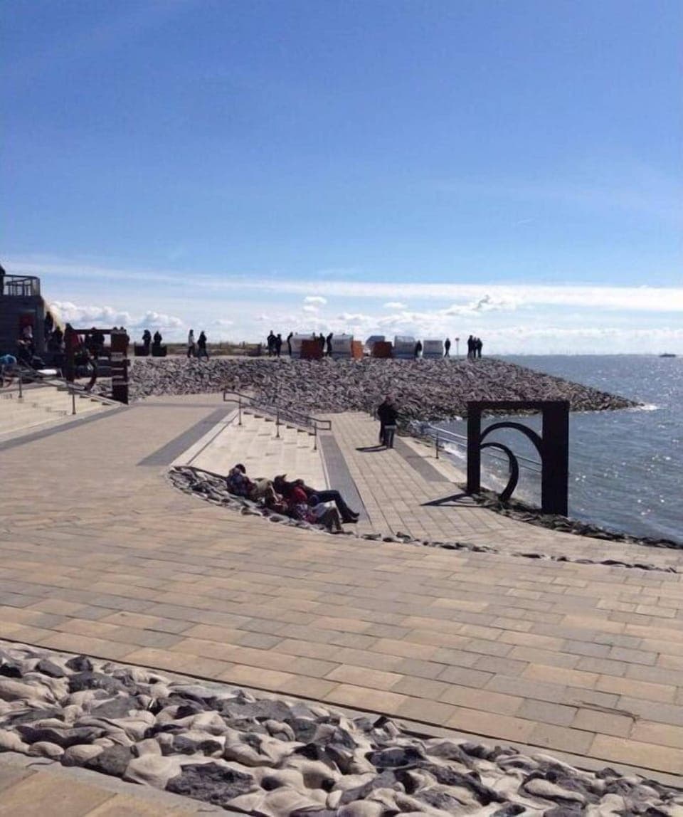 Surroundings [summer] (1-5 km)