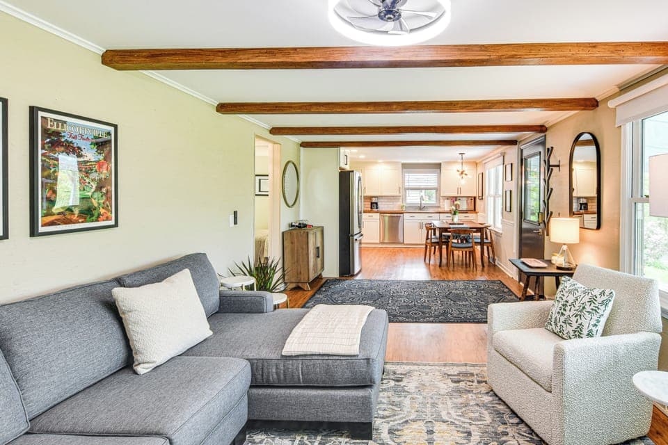 Living Space | Central Heating | Free WiFi