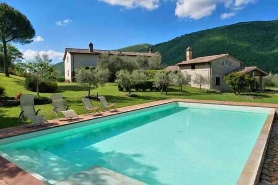 0fcd5e14 8427 4949 bb9a c1270678a12d