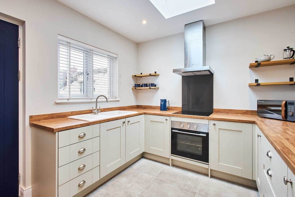 Porter Cottage, Alnwick - Host & Stay