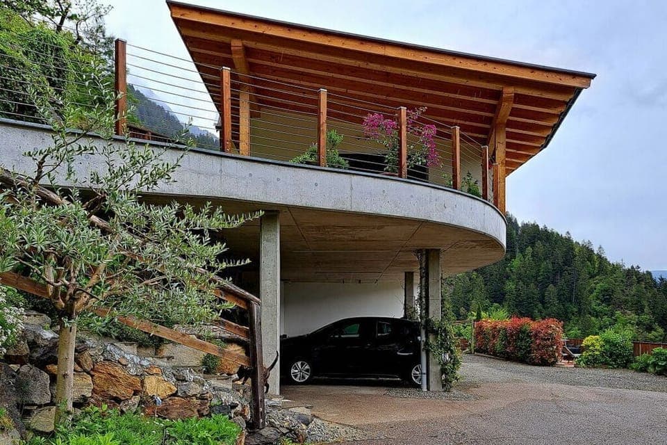 Holiday Home Exterior [summer]