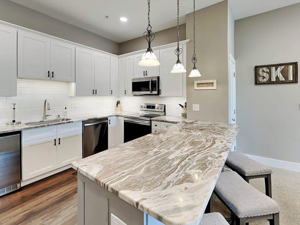 Full Kitchen