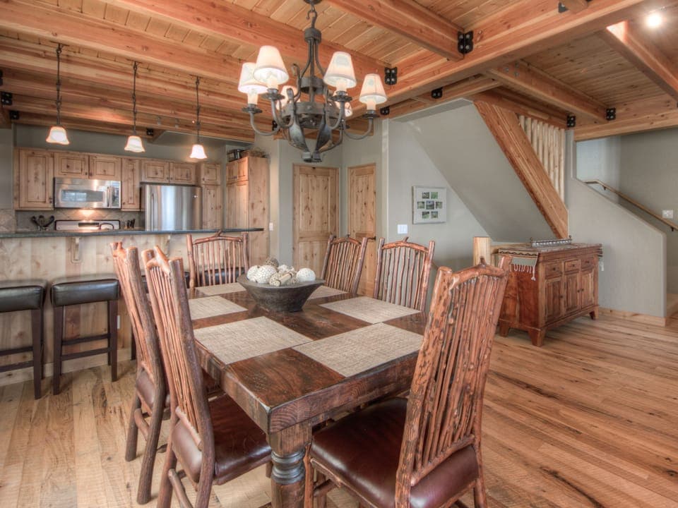 MMH 4 Indian Summer, Dining, 3