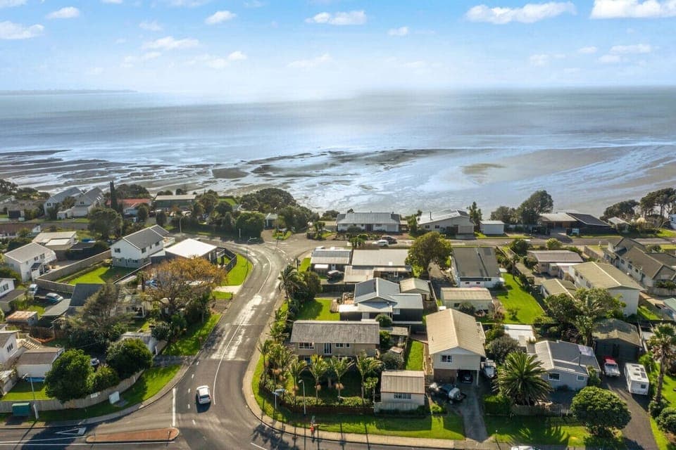 The beach is tidal so you can go for long walks when the tide is out or enjoy calm swimming when the tide is in.