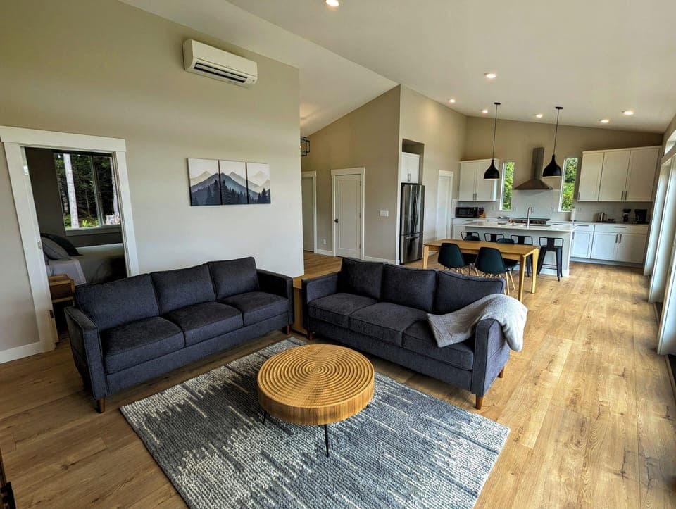 Another angel showing the openness of the home. 